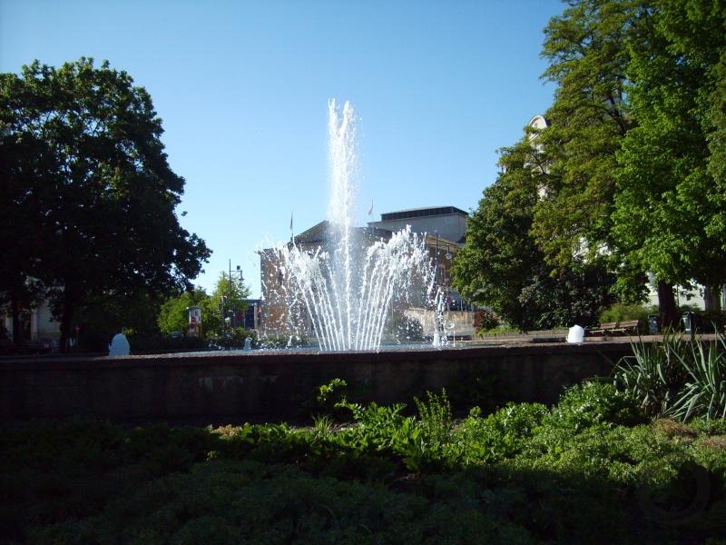 Brunnen am Joliot-Curie-Platz