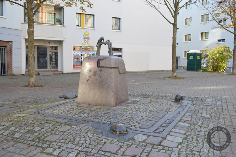 Chamäleon-Brunnen von Christoph Weihe in Halle (Saale)
