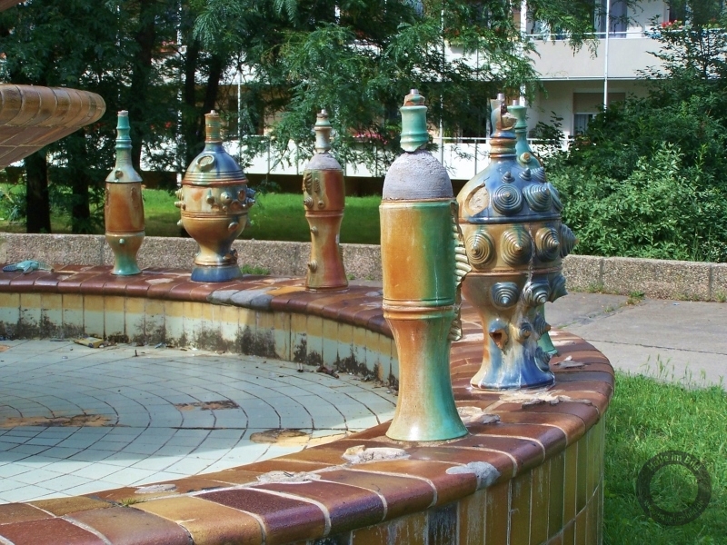 Brunnen "Früchte des Meeres" von Hans Rothe in Halle-Neustadt