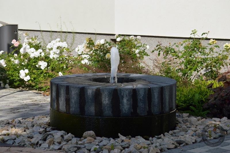 Inselblick-Brunnen*
