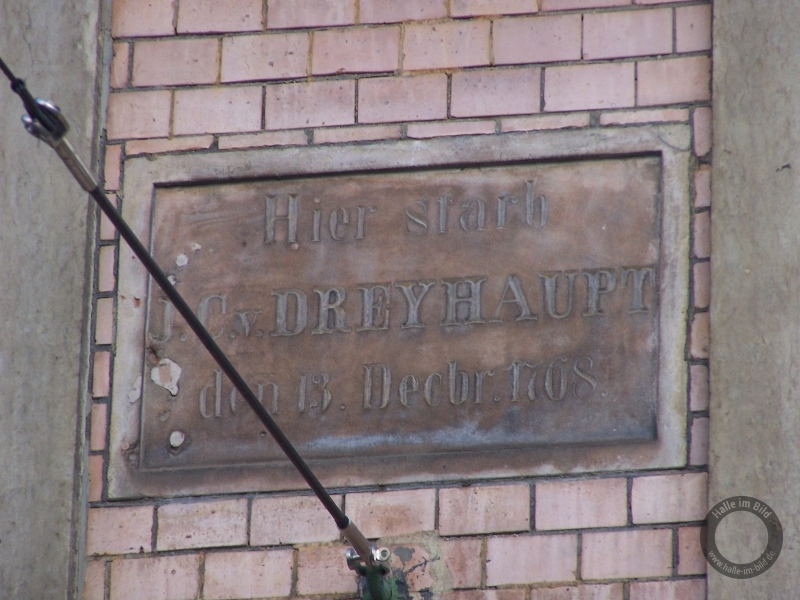 Gedenktafel für Johann Christoph von Dreyhaupt in der Großen Ulrichstraße in Halle (Saale)