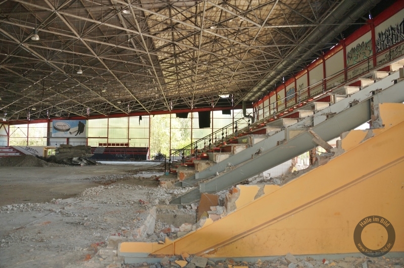 Ehemalige Eissporthalle am Gimritzer Damm in Halle (Saale)