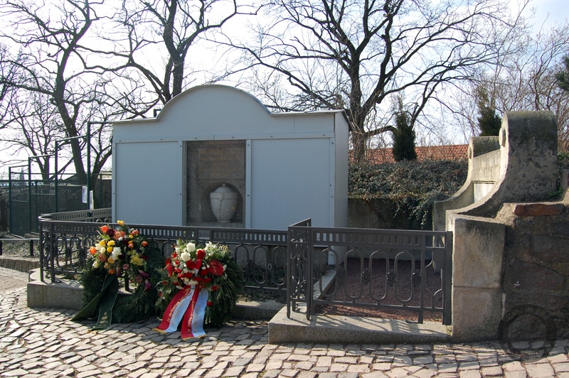 Grabanlage von Johann Christian Reil im Bergzoo Halle (Saale)
