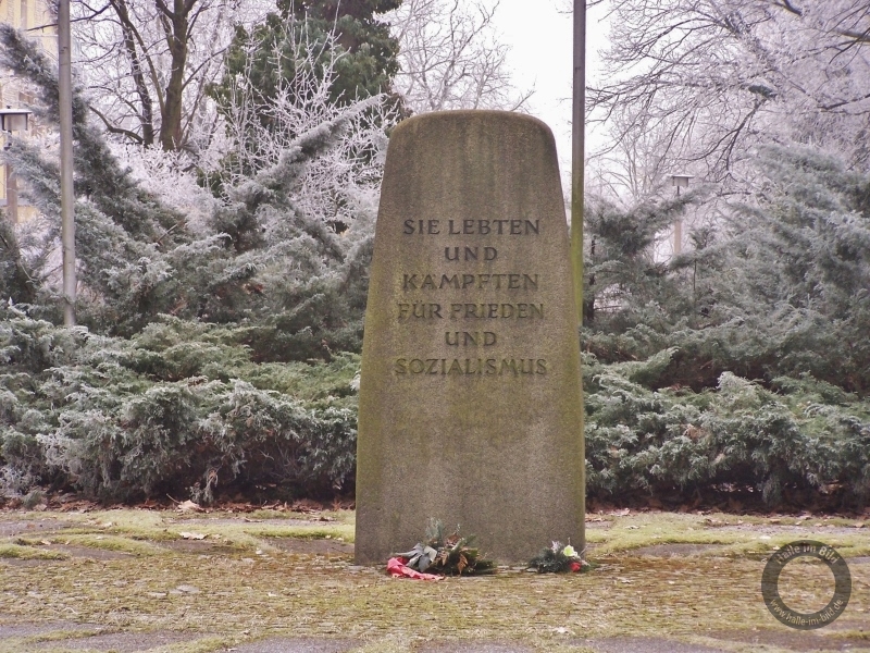 Gedenkstätte "Kämpfer für den Sozialismus" auf dem Südfriedhof in Halle (Saale)