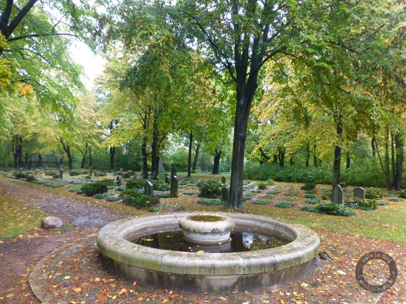 Gedenkanlage (Sowjetbürger) auf dem Südfriedhof in Halle (Saale)