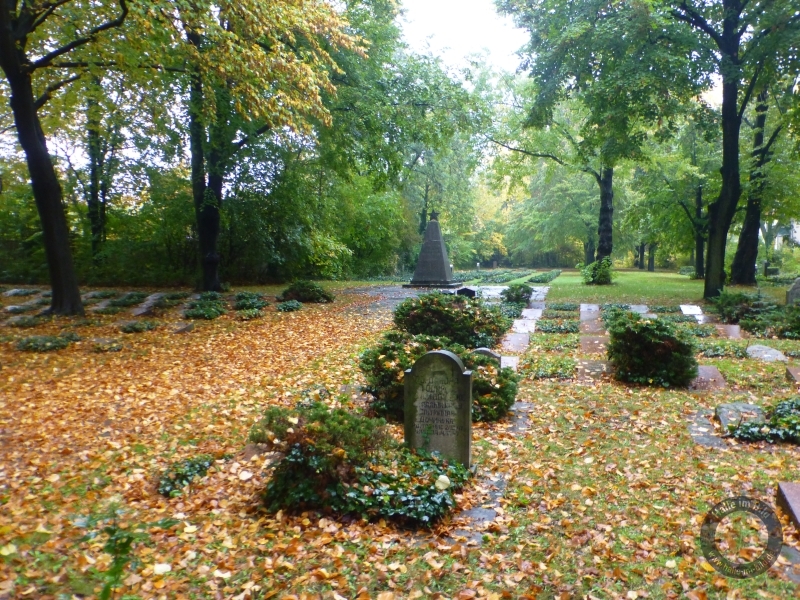 Gedenkanlage (Sowjetbürger) auf dem Südfriedhof in Halle (Saale)