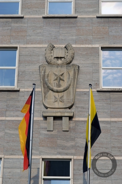 Stadtwappen am Ratshof von Halle (Saale)