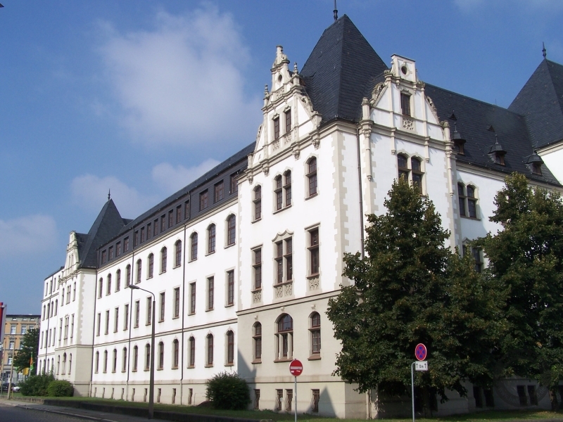 Landesverwaltungsamt (ehemalige Eisenbahndirektion) in der Ernst-Kamieth-Straße in Halle (Saale)