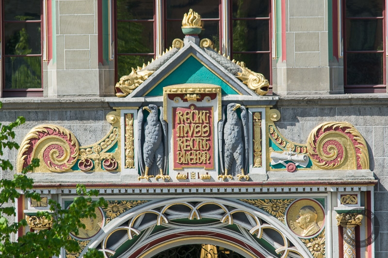 Detail Eingangsportal (April 2015)