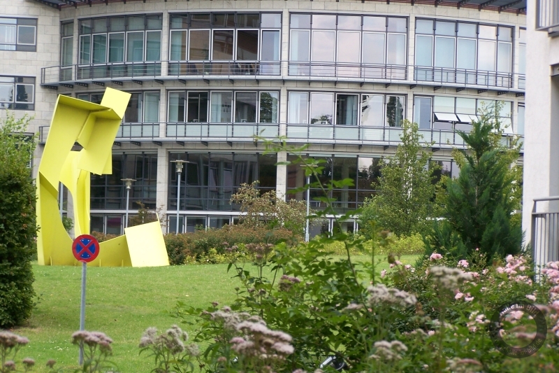 "Impuls" von Cornelia Weihe am Dessauer Platz in Halle (Saale)