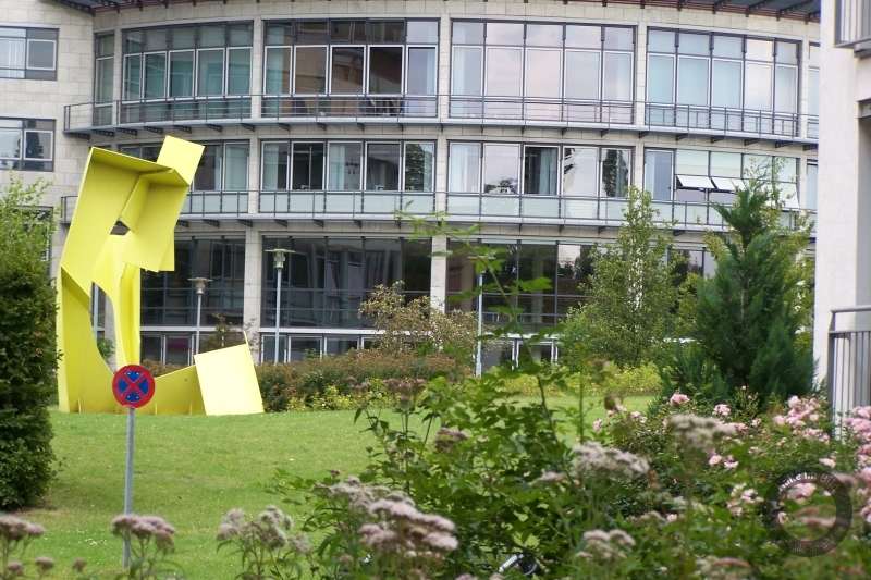 "Impuls" von Cornelia Weihe am Dessauer Platz in Halle (Saale)