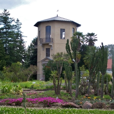 Universitätssternwarte im Botanischen Garten in Halle (Saale)