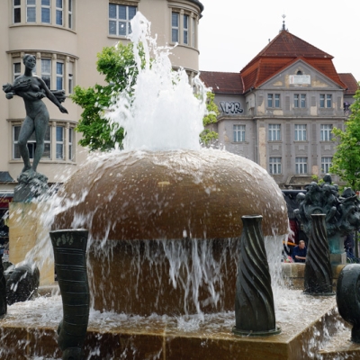 Göbelbrunnen auf dem Hallmarkt in Halle (Saale)