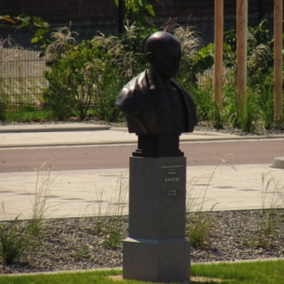 Denkmal für Mahatma Gandhi am Steintor Campus (GSZ) in Halle (Saale)