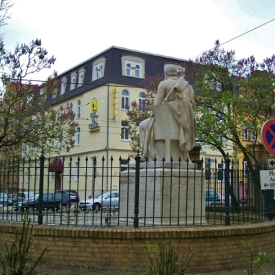 Denkmal für Richard von Volkmann (Richard Leander) in Halle (Saale)