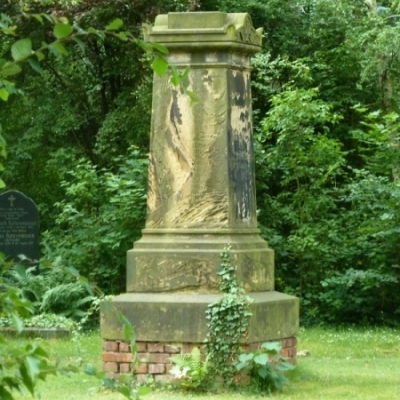 Gedenkstein zum Deutsch-Französischen Krieg auf dem Nordfriedhof in Halle (Saale)
