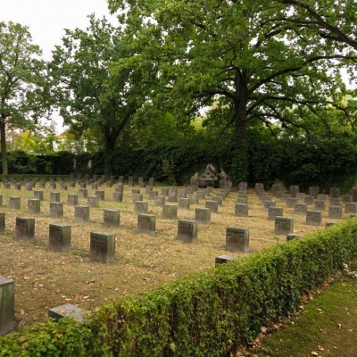 Gedenkanlage für die Kriegstoten des Ersten Weltkriegs auf dem Gertraudenfriedhof in Halle (Saale)