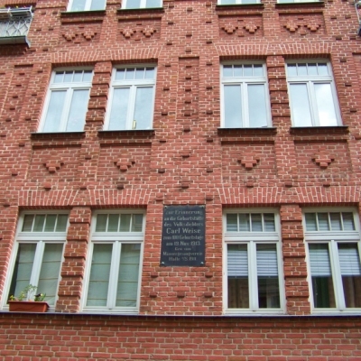 Gedenktafel für Carl Weise in der Kleinen Ulrichstraße in Halle (Saale)