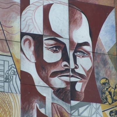 Wandbild "Er rührte an den Schlaf der Welt" (Lenin) in Halle-Neustadt