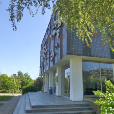 Wandgestaltung Pharmazeutisches Institut auf dem Weinberg in Halle (Saale)