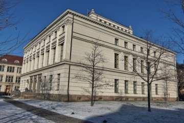 Hauptauditoriengebäude ("Löwengebäude") der Martin-Luther-Universität in Halle (Saale)
