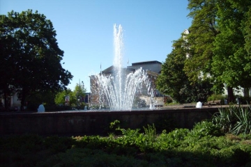 Brunnen am Joliot-Curie-Platz