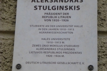 Gedenktafel für den litauischen Präsidenten Aleksandras Stulginskis in der Ludwig-Wucherer-Straße in Halle (Saale)