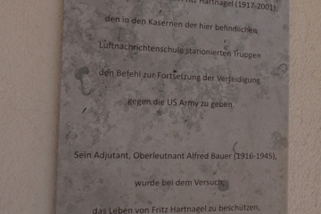Gedenktafel für Fritz Hartnagel & Alfred Bauer