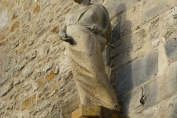 Figur des Heiligen Paulus an der Moritzkirche in Halle (Saale)